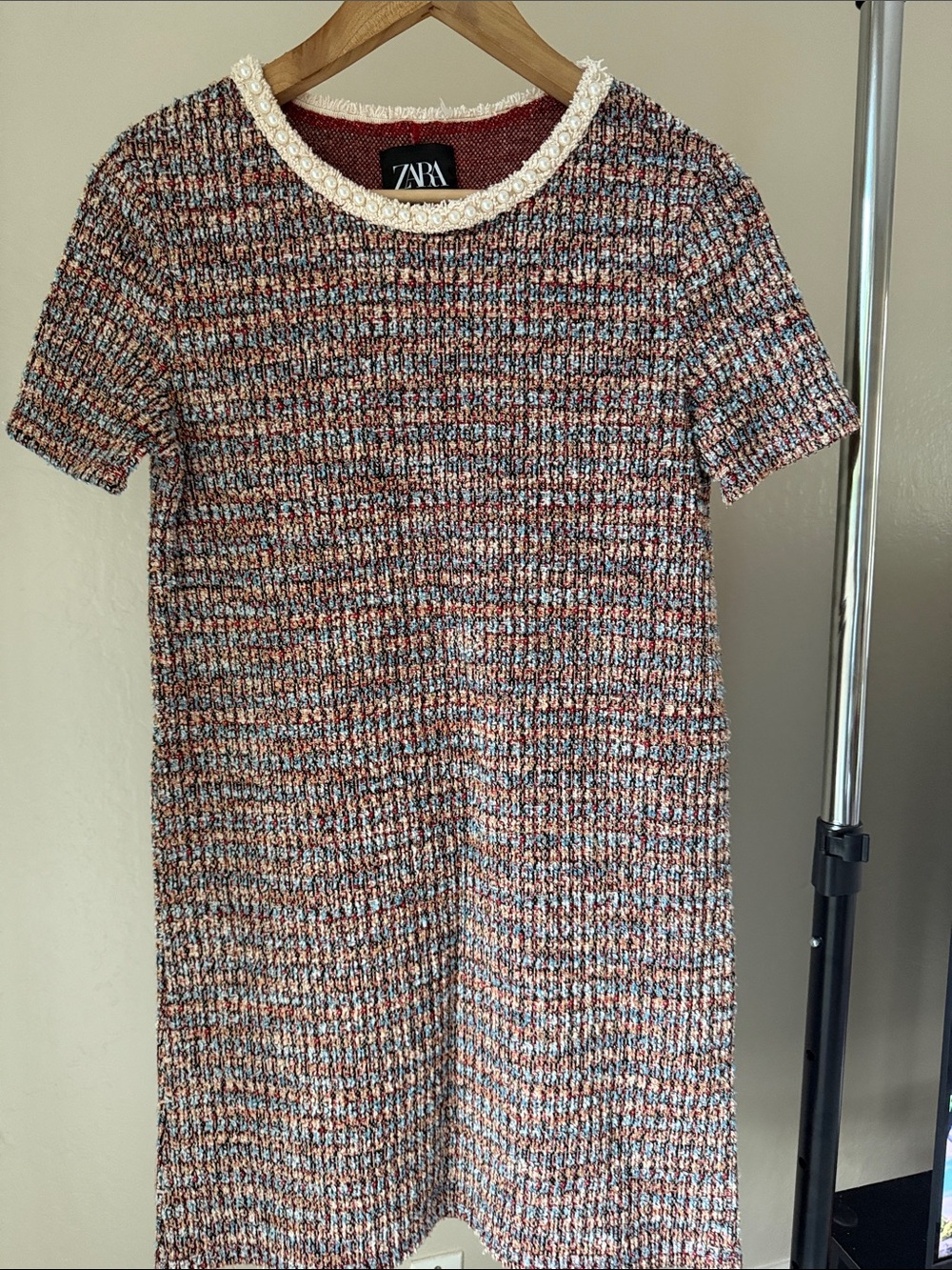 Zara Multicolor Tweed Short-Sleeve Shift Dress with Cream Neckline Pearl Size S - Picture 3 of 7